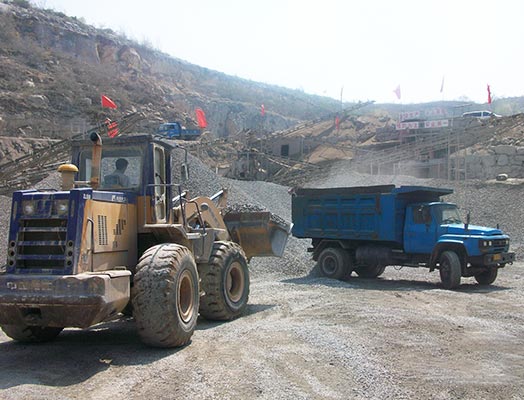 �Ĵ�üɽ������������ʯ�������ֳ�