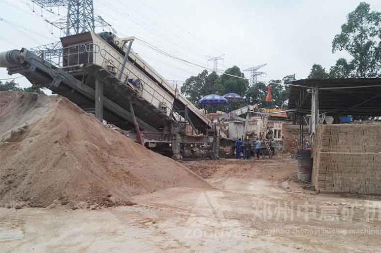 移动破碎机在云南建筑垃圾处理现场