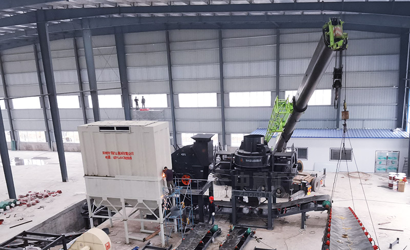 中碎制砂搭档:欧版反击式破碎机+VSI制砂机