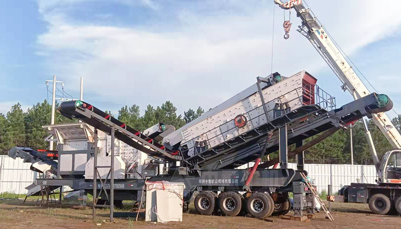 天博移动破碎机生产现场