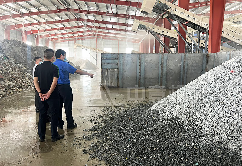 分拣出的建筑骨料 分拣出的建筑骨料