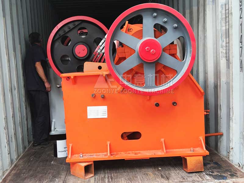 PE颚式破碎机300×500jpg PE颚式破碎机300×500